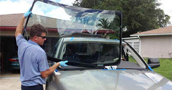 Naples windshield replacement