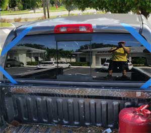 Fort Myers truck windshield replacement backglass